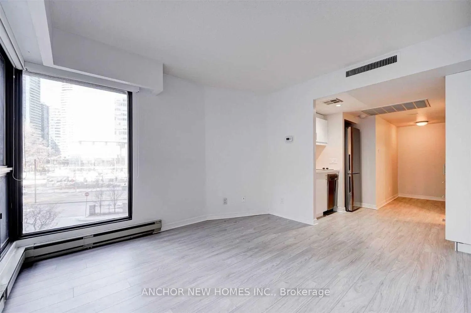 Photo 6 of Unit 312, 55 Harbour Square, Toronto, Waterfront Communities — HOMEH