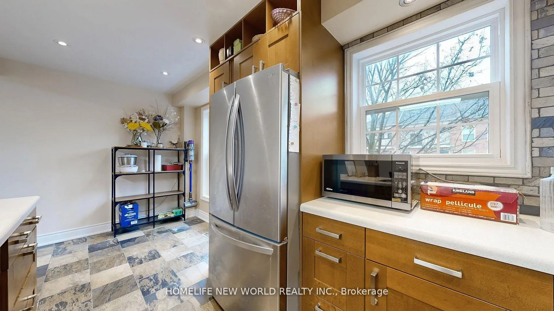 Photo 10 of Unit 20, 52 Wyatt Lane, Aurora, Bayview Wellington — HOMEH