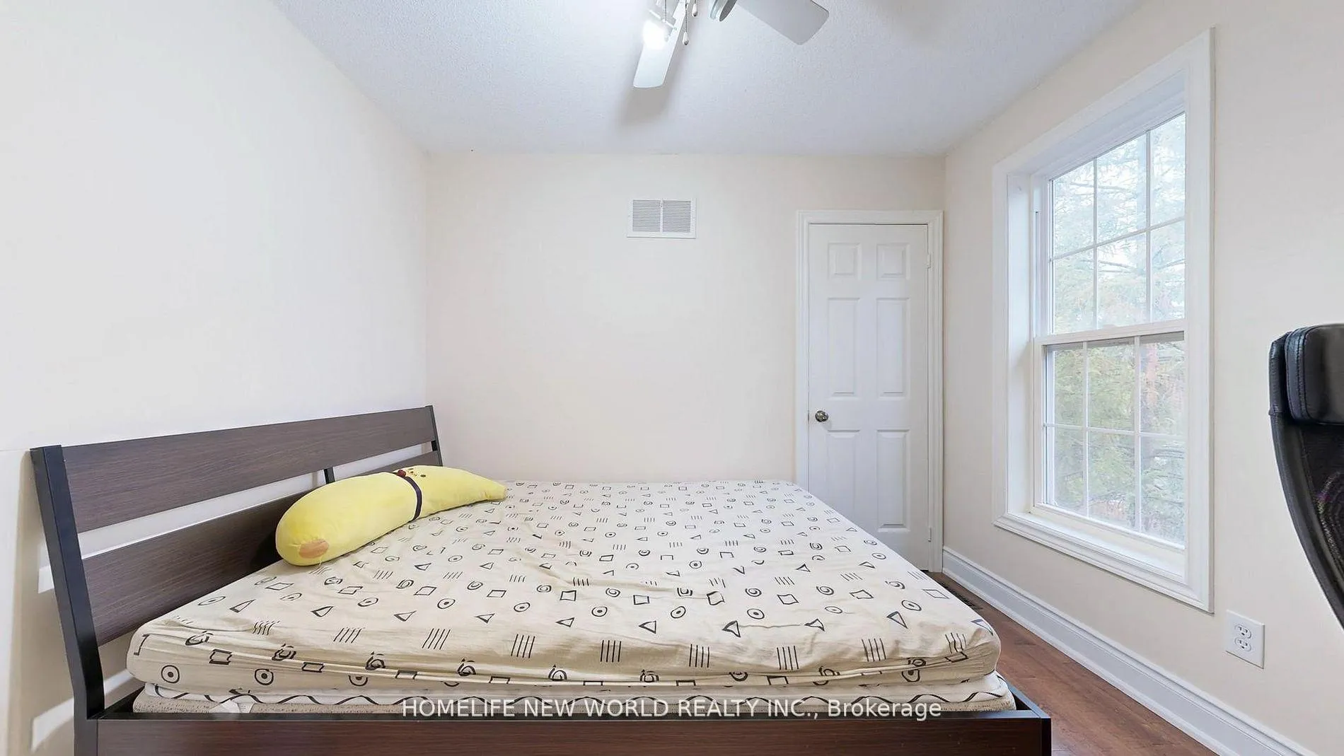 Photo 19 of Unit 20, 52 Wyatt Lane, Aurora, Bayview Wellington — HOMEH