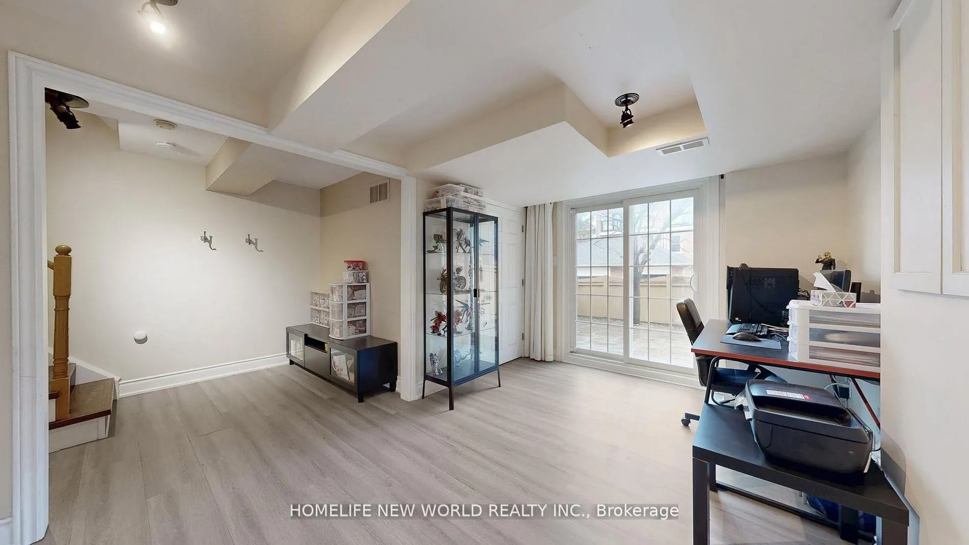 Photo 27 of Unit 20, 52 Wyatt Lane, Aurora, Bayview Wellington — HOMEH
