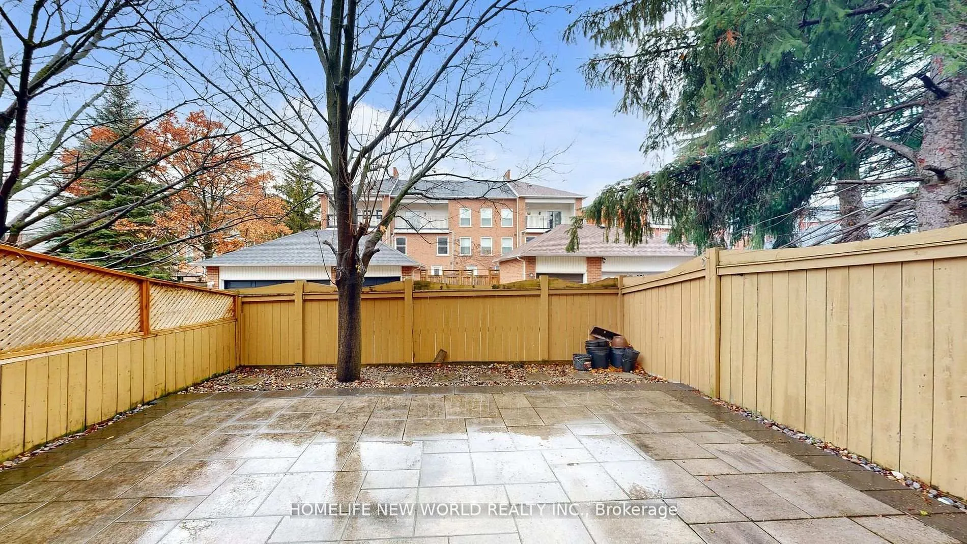 Photo 31 of Unit 20, 52 Wyatt Lane, Aurora, Bayview Wellington — HOMEH
