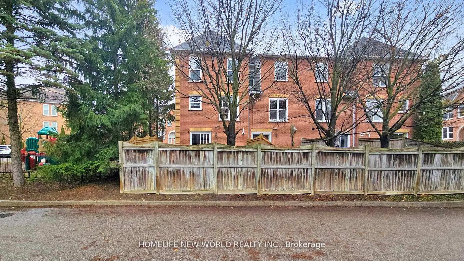 Photo 32 of Unit 20, 52 Wyatt Lane, Aurora, Bayview Wellington — HOMEH