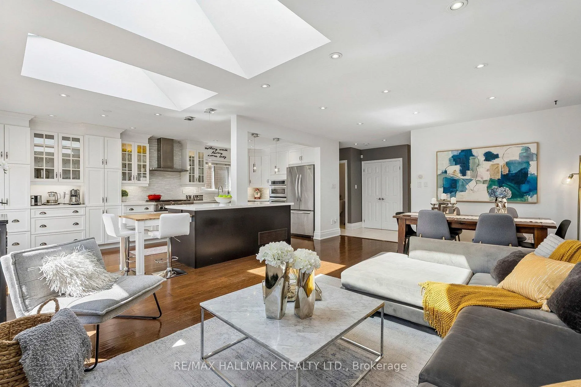 Photo 1 of 315 Forest Run Boulevard, Vaughan, Patterson — HOMEH