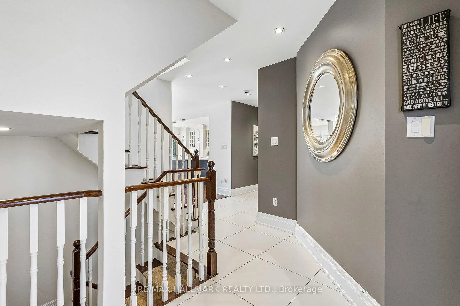 Photo 6 of 315 Forest Run Boulevard, Vaughan, Patterson — HOMEH