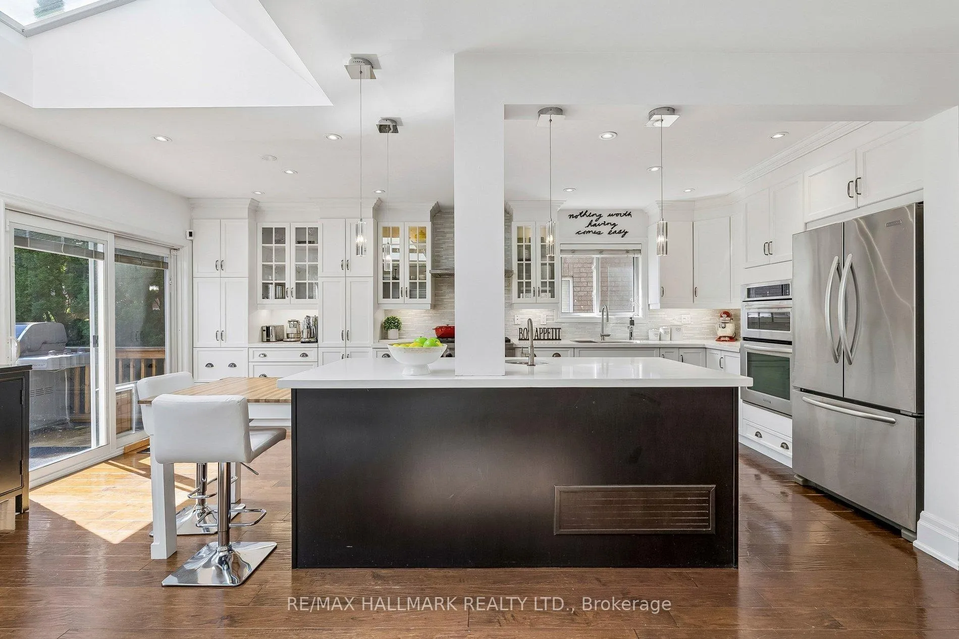 Photo 15 of 315 Forest Run Boulevard, Vaughan, Patterson — HOMEH