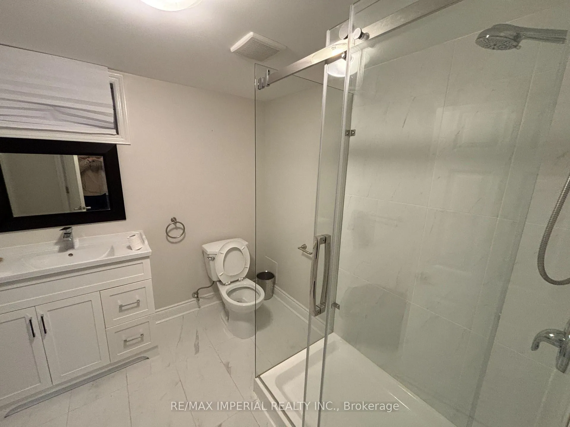 Photo 25 of 98 McMorran Crescent, Vaughan, Brownridge — HOMEH