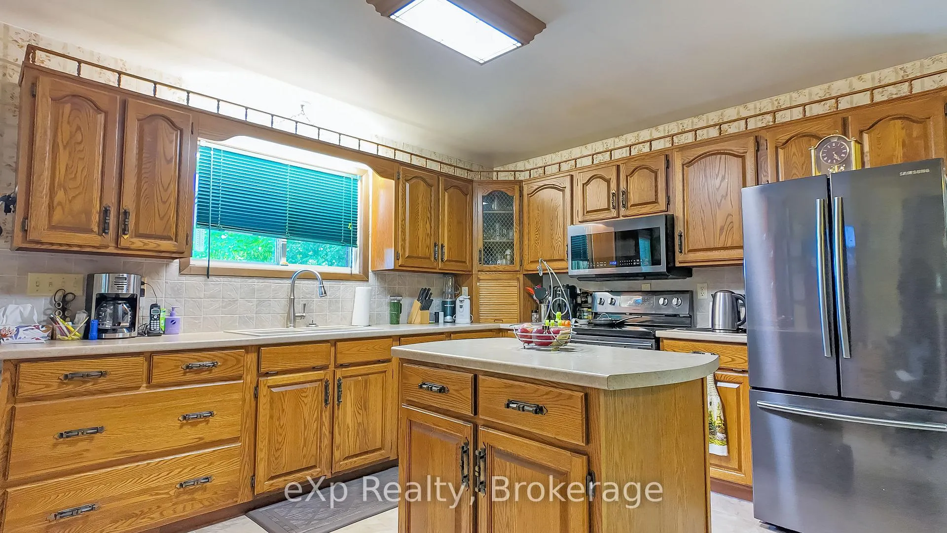 Photo 5 of 448 Lake Rosalind Road 4, Brockton — HOMEH