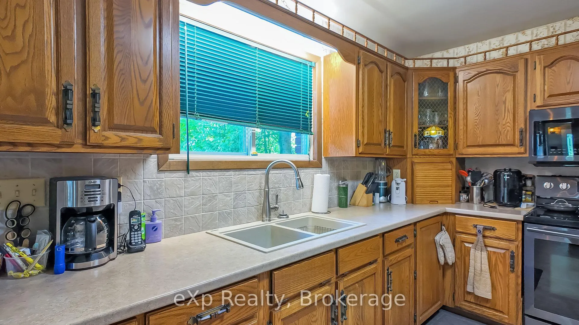 Photo 6 of 448 Lake Rosalind Road 4, Brockton — HOMEH