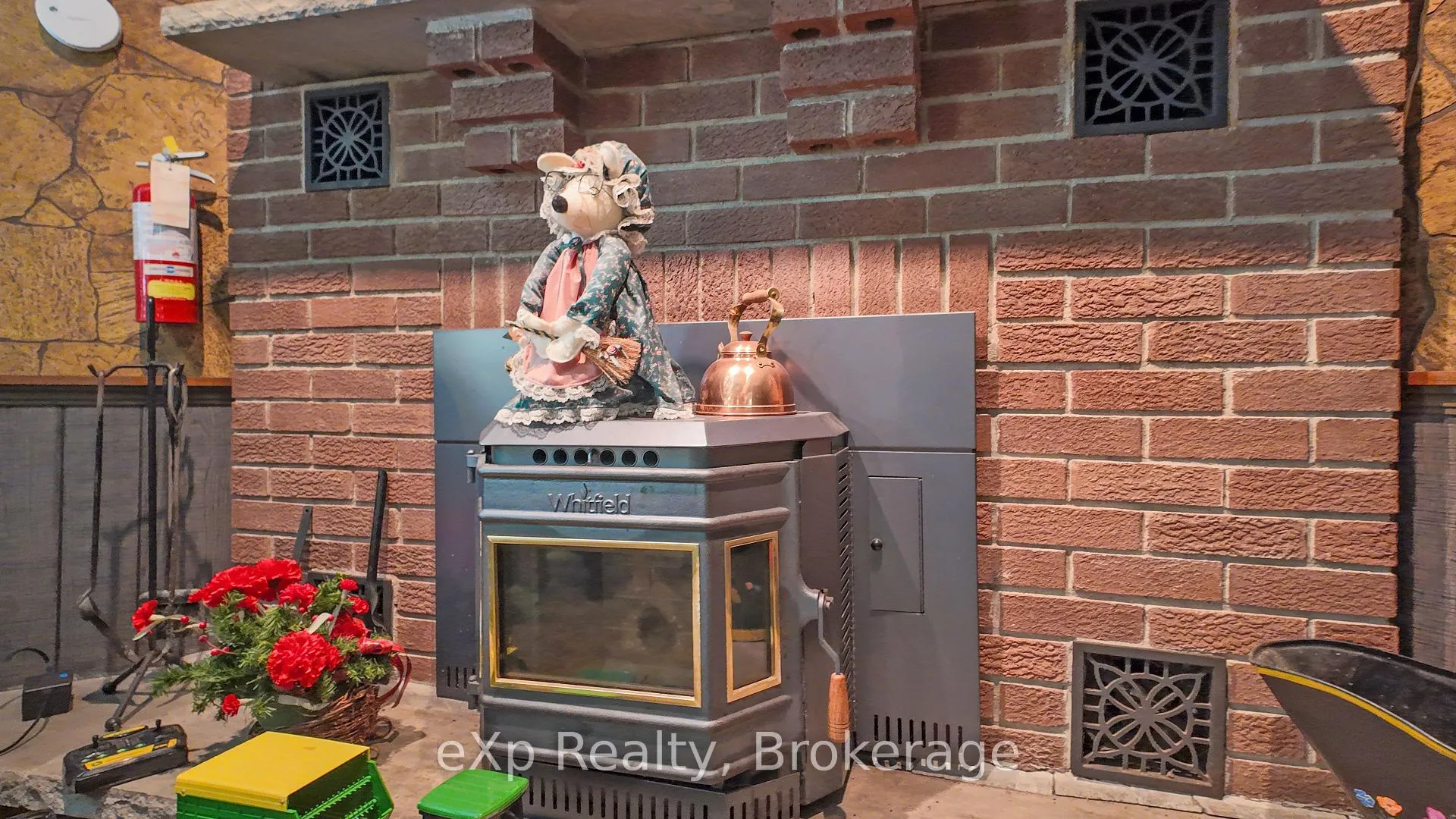 Photo 12 of 448 Lake Rosalind Road 4, Brockton — HOMEH