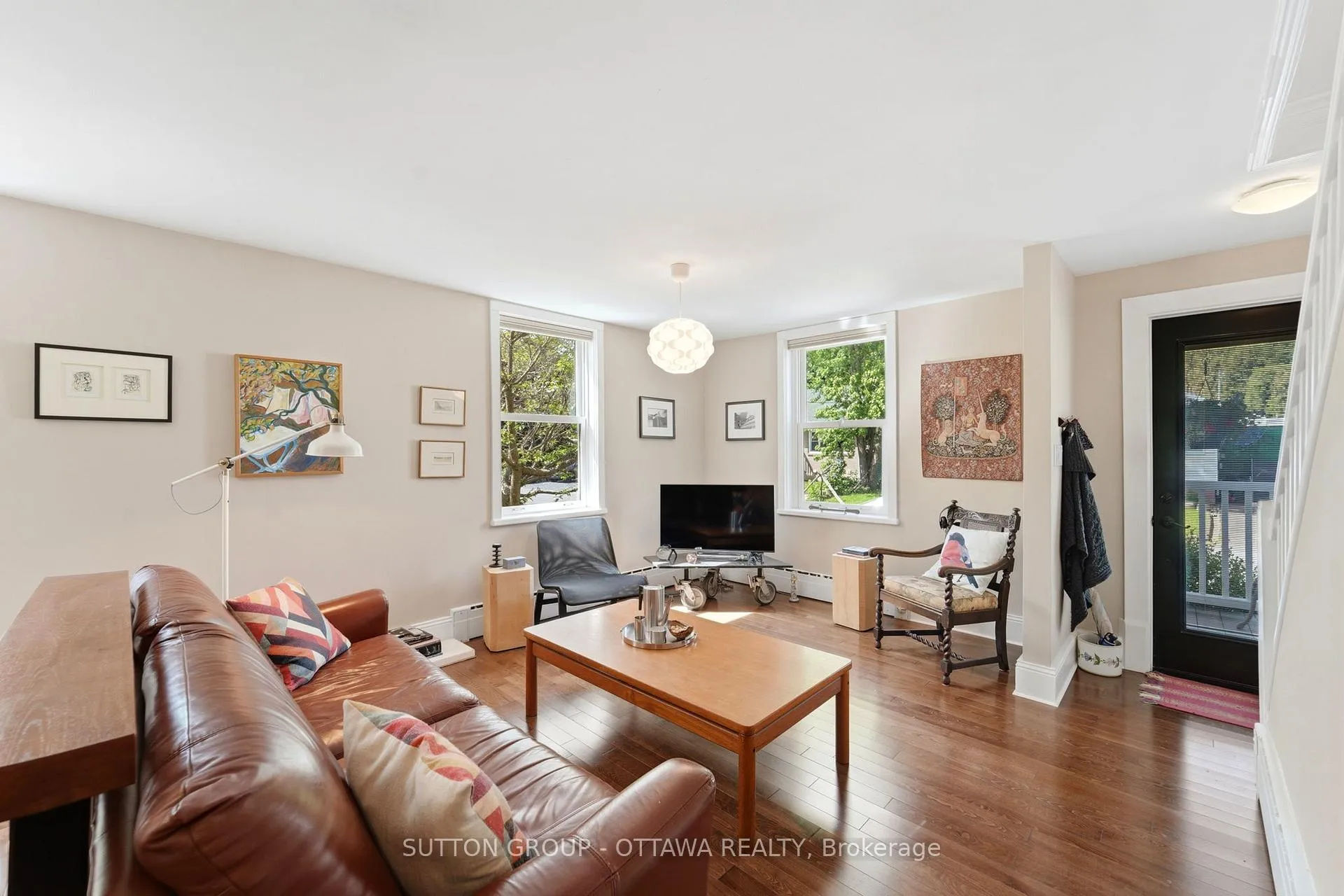 Photo 10 of 187 Martin Avenue, Ottawa, Manor Park — HOMEH