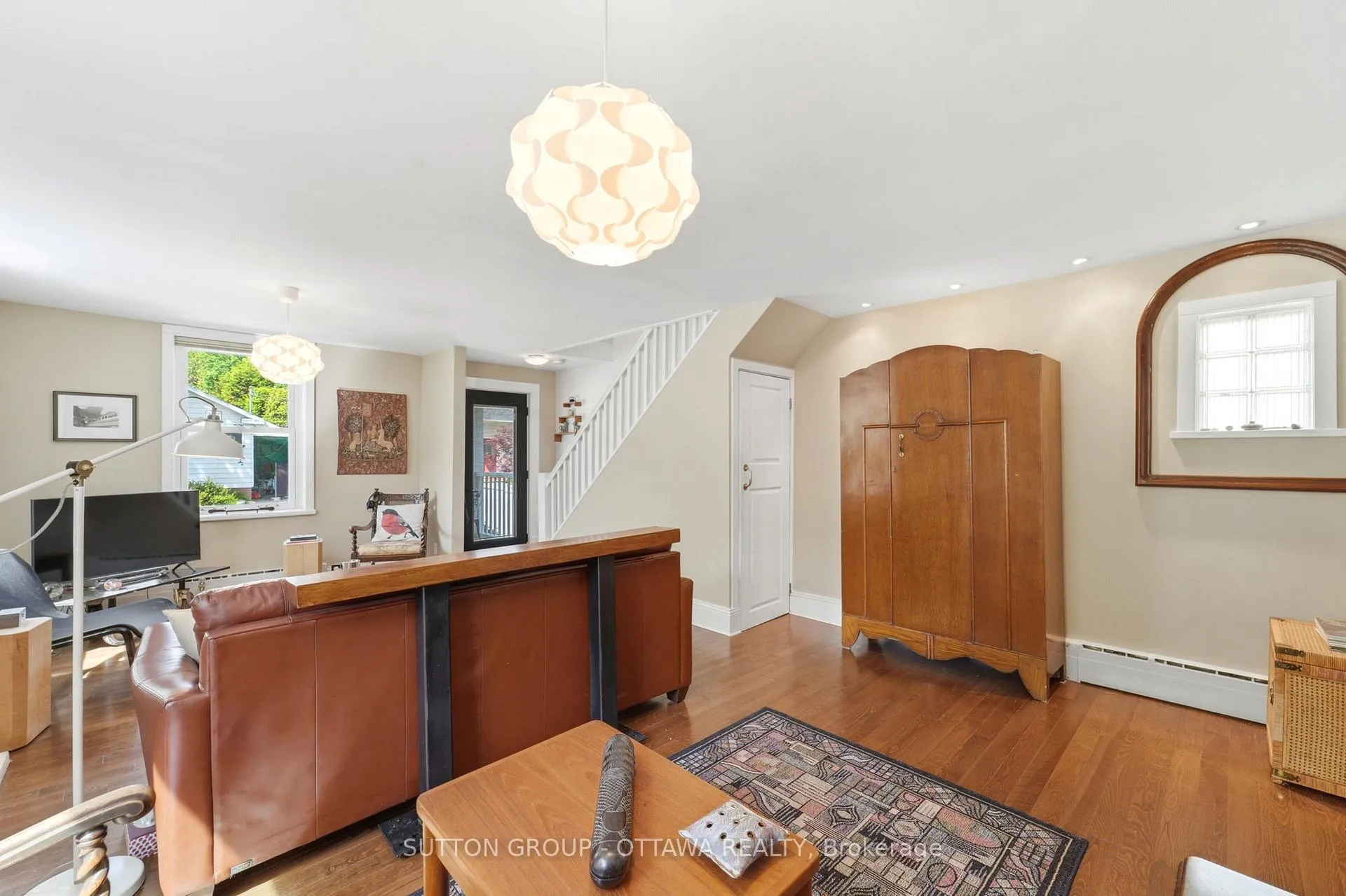 Photo 11 of 187 Martin Avenue, Ottawa, Manor Park — HOMEH