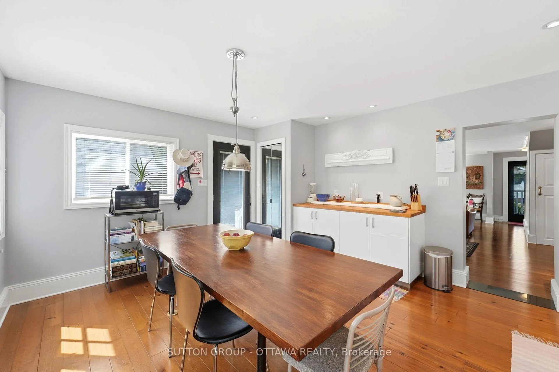 Photo 21 of 187 Martin Avenue, Ottawa, Manor Park — HOMEH