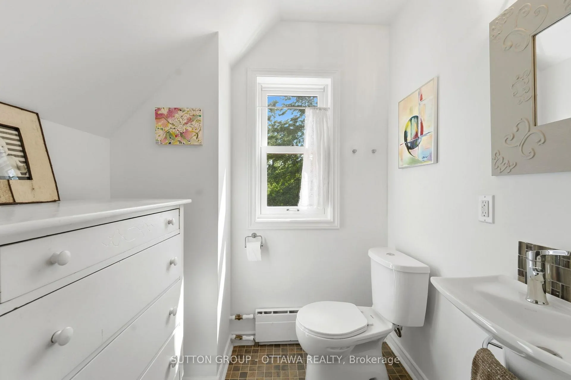 Photo 29 of 187 Martin Avenue, Ottawa, Manor Park — HOMEH