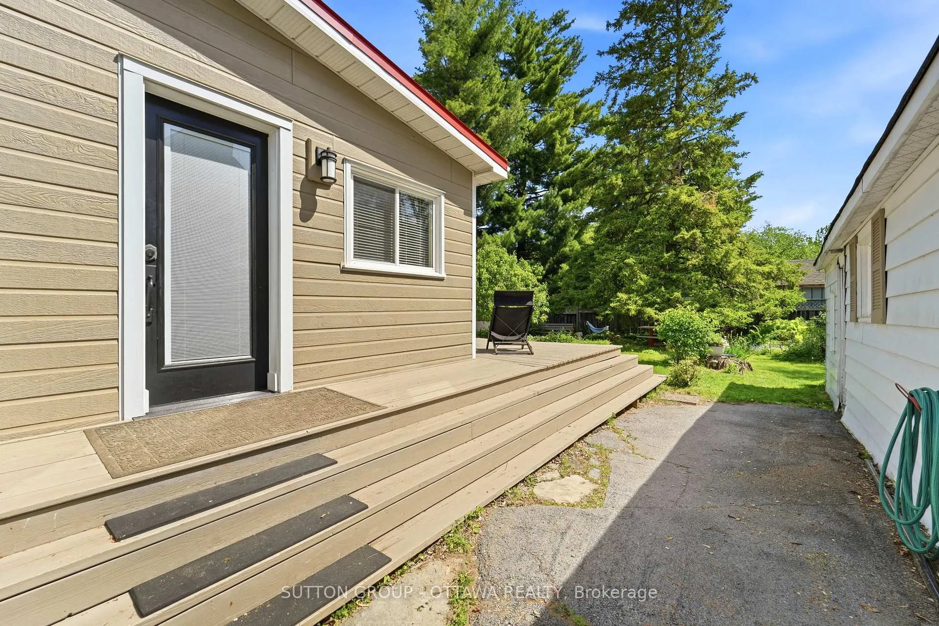 Photo 32 of 187 Martin Avenue, Ottawa, Manor Park — HOMEH