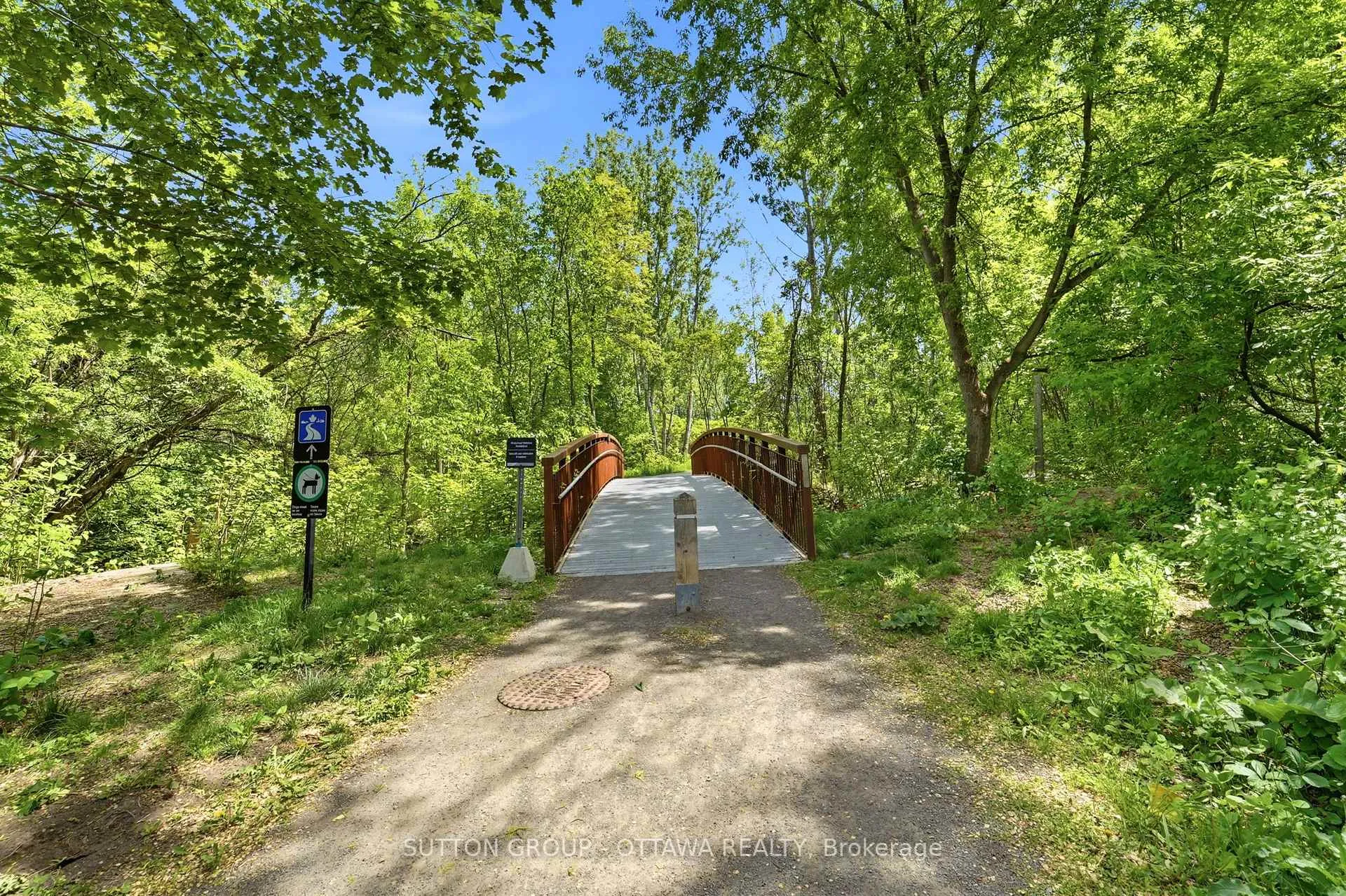 Photo 37 of 187 Martin Avenue, Ottawa, Manor Park — HOMEH