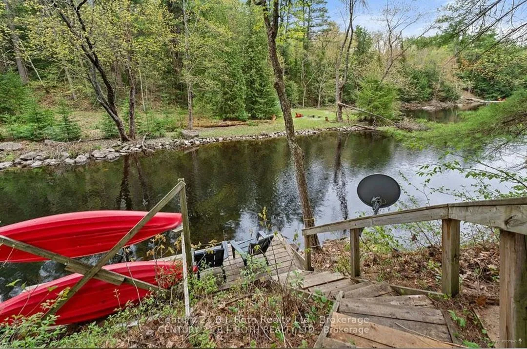 Photo 2 of 1009 Sam Cook Road, Gravenhurst, Ryde — HOMEH