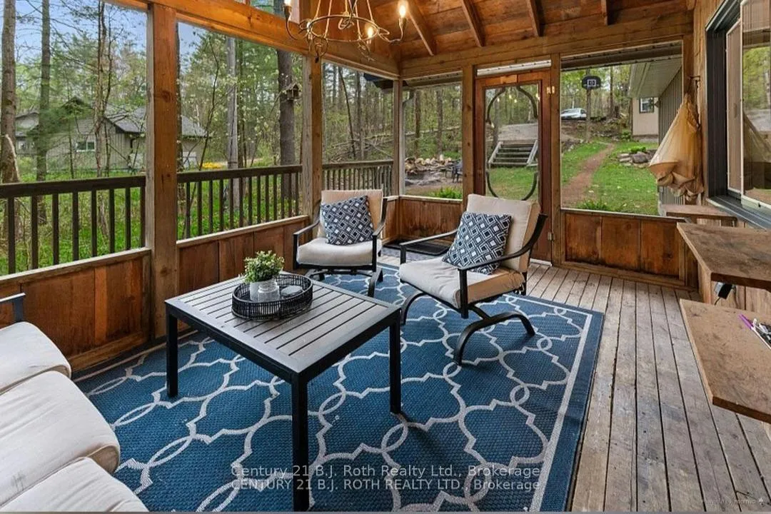 Photo 3 of 1009 Sam Cook Road, Gravenhurst, Ryde — HOMEH