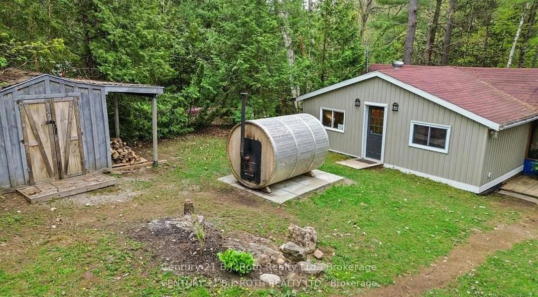 Photo 5 of 1009 Sam Cook Road, Gravenhurst, Ryde — HOMEH