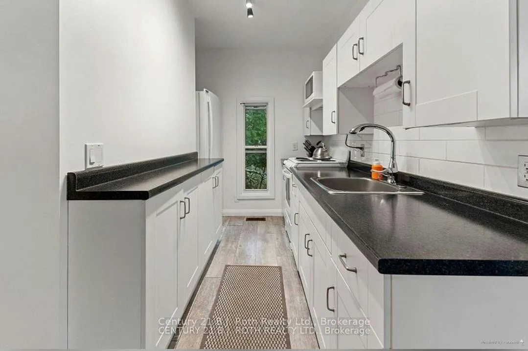 Photo 12 of 1009 Sam Cook Road, Gravenhurst, Ryde — HOMEH