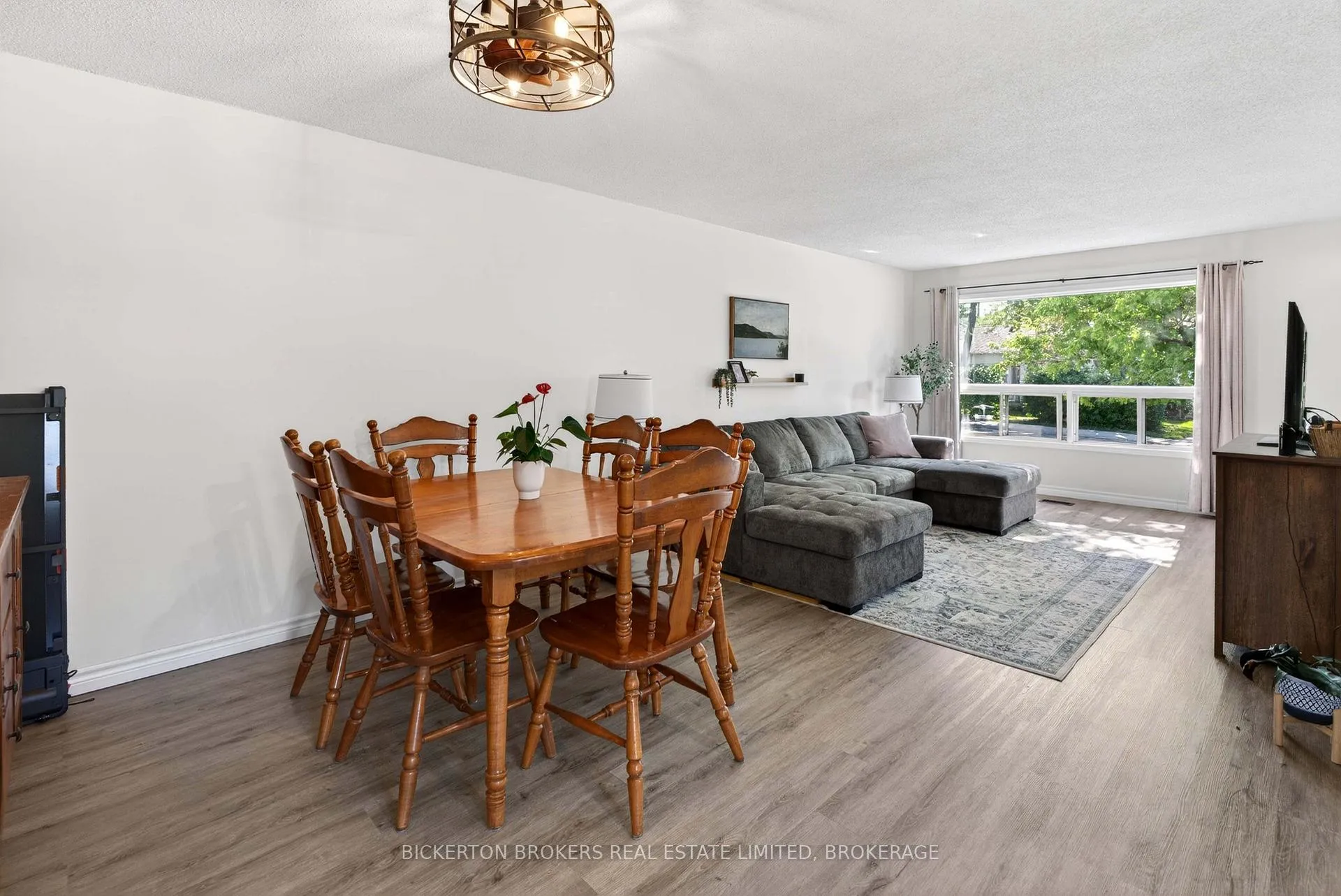 Photo 21 of 41 Maple Street S, Gananoque — HOMEH