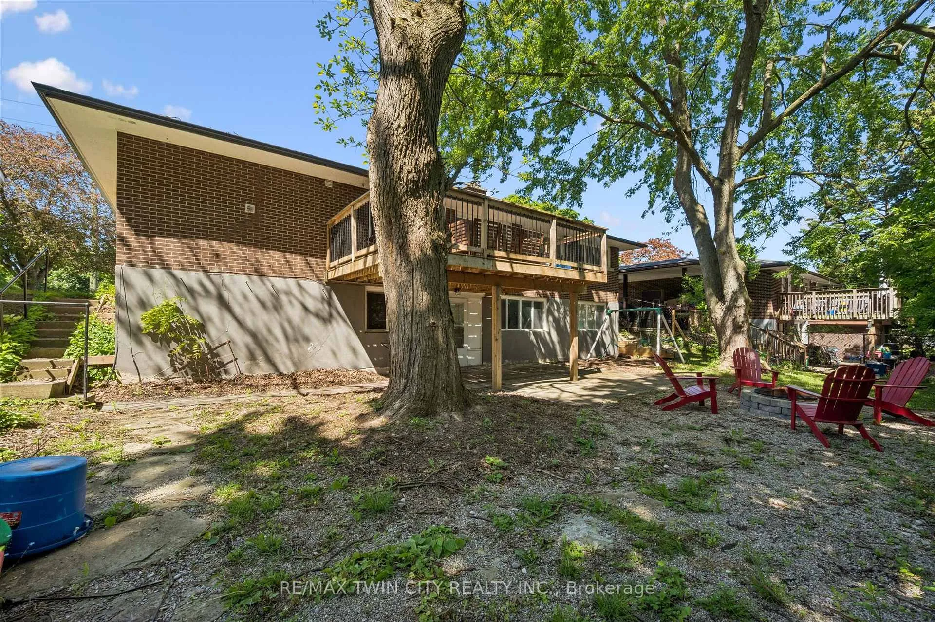Photo 31 of 134 Westmount Road E, Kitchener — HOMEH