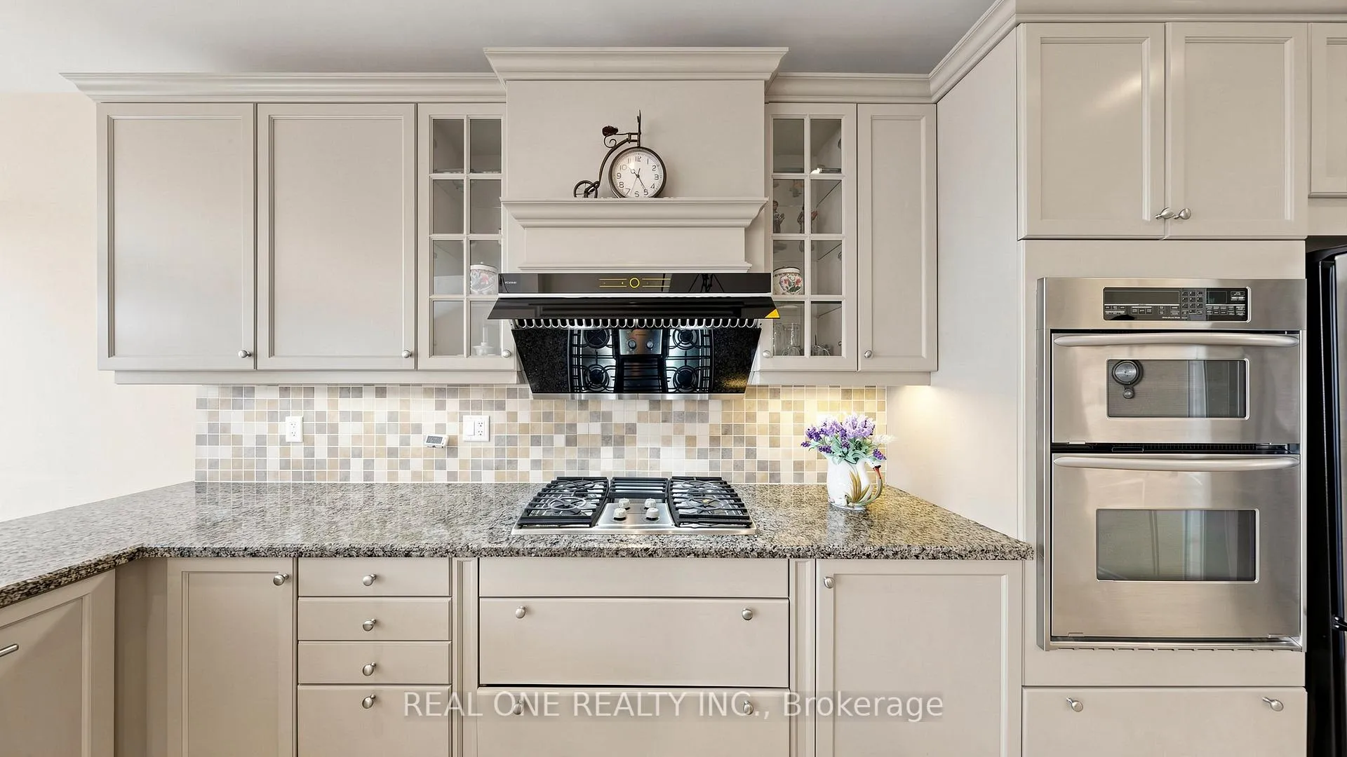 Photo 14 of 58 Emerald Hts Drive, Whitchurch-Stouffville, Rural Whitchurch-Stouffville — HOMEH