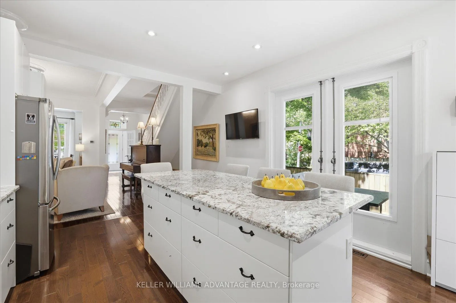 Photo 9 of 117A Pape Avenue, Toronto, South Riverdale — HOMEH