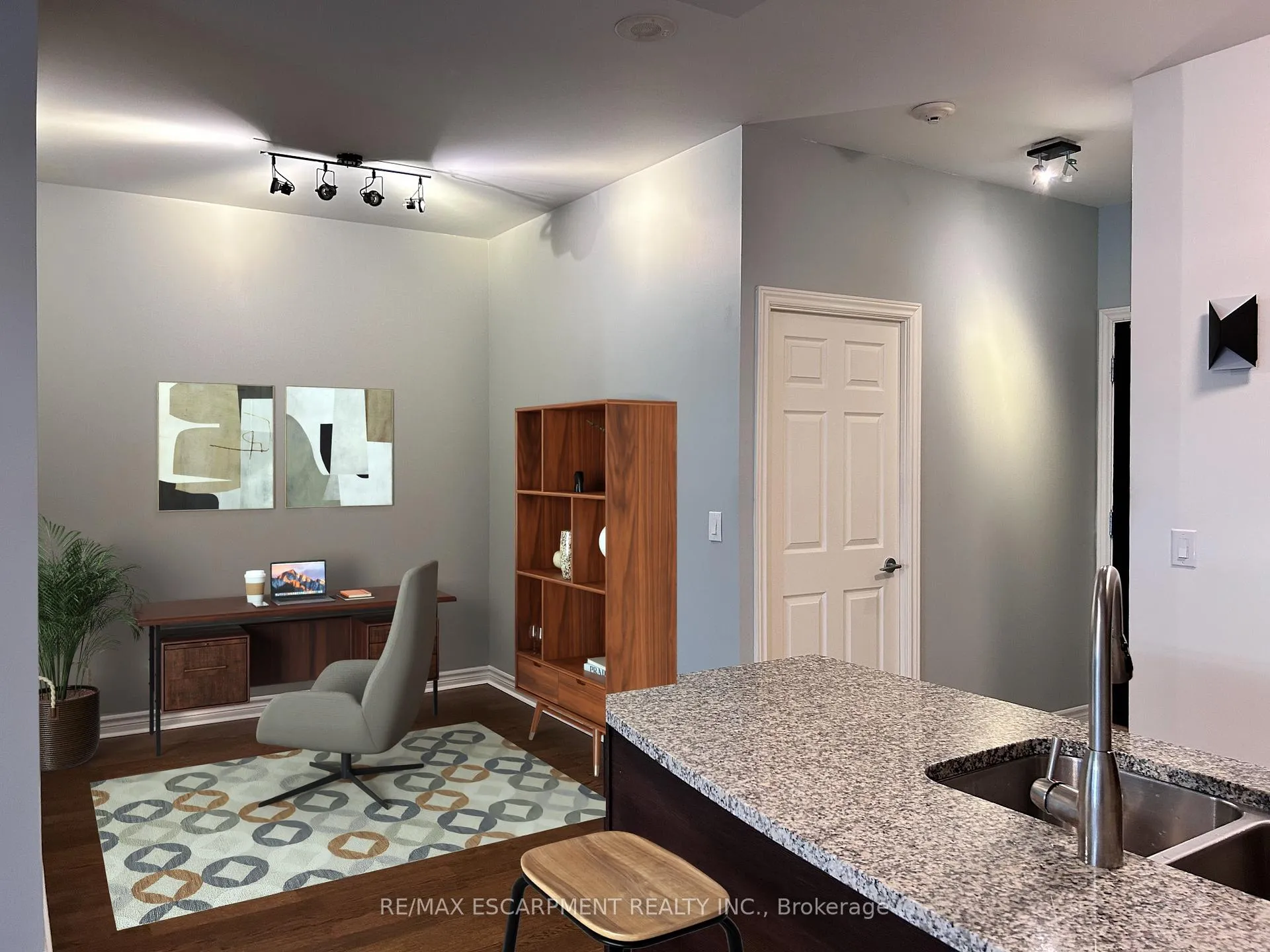 Photo 8 of Unit 110, 2391 Central Park Drive, Oakville, River Oaks — HOMEH