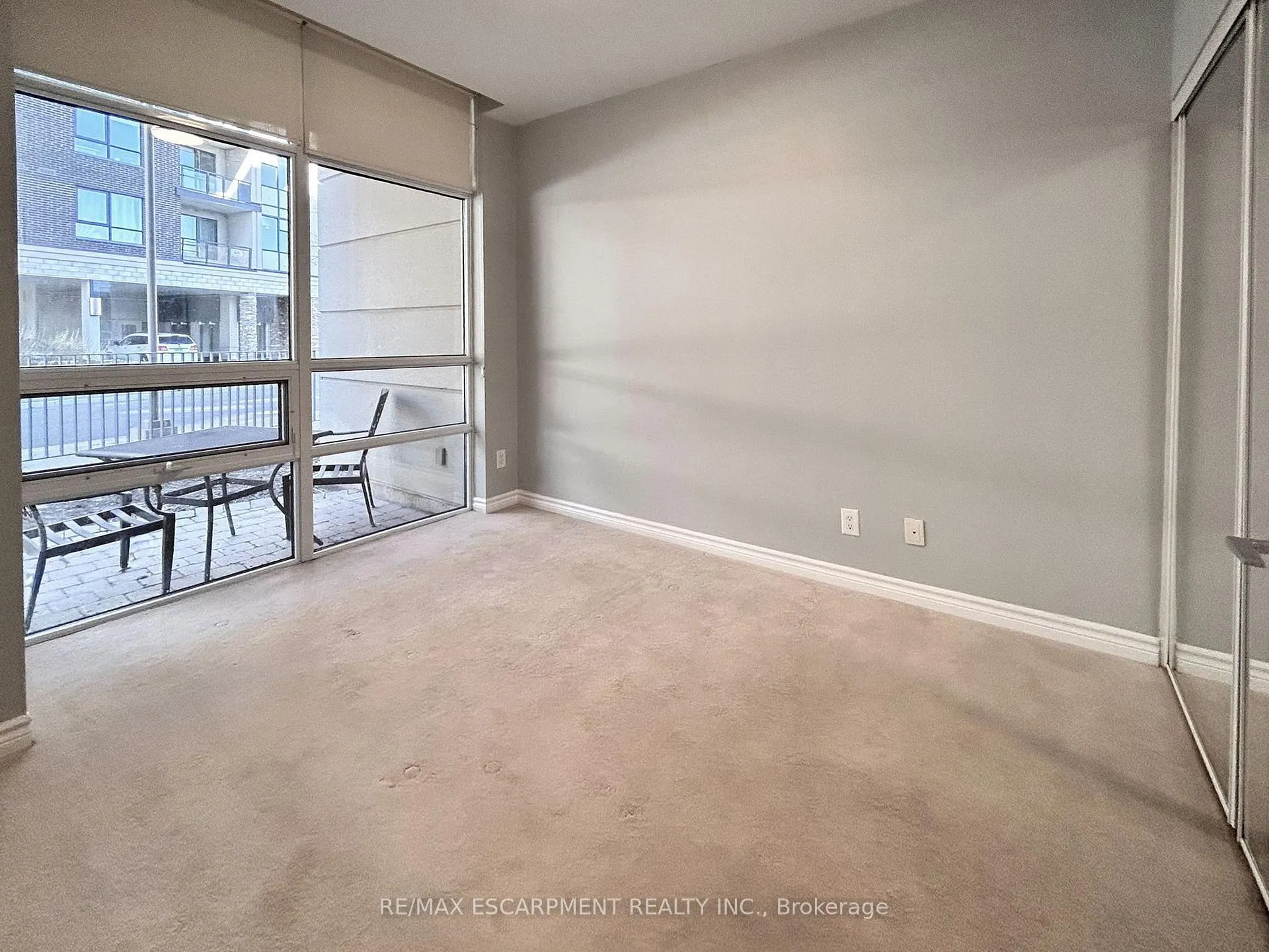 Photo 11 of Unit 110, 2391 Central Park Drive, Oakville, River Oaks — HOMEH