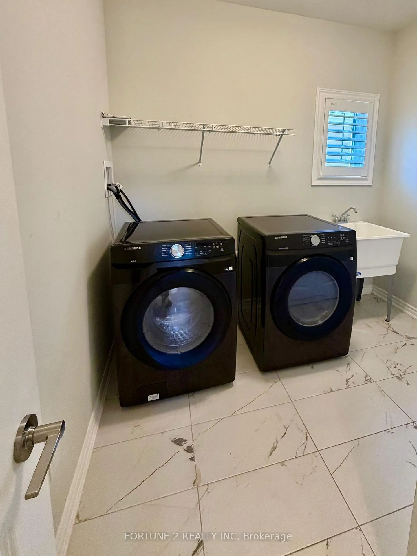 Photo 11 of 93 Styles Drive, St. Thomas — HOMEH