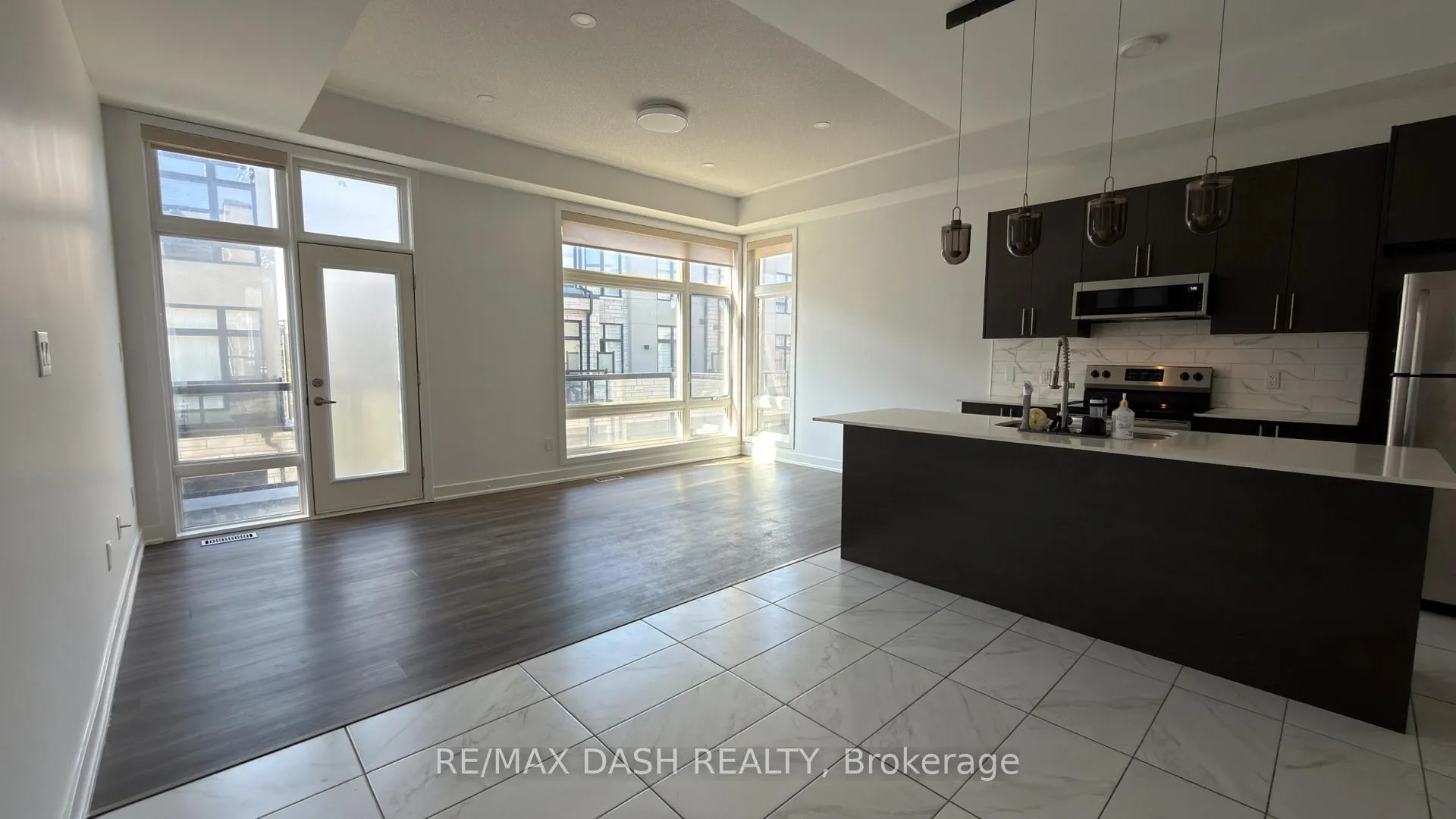 Photo 10 of 22 Brunet Drive, Vaughan, Vellore Village — HOMEH