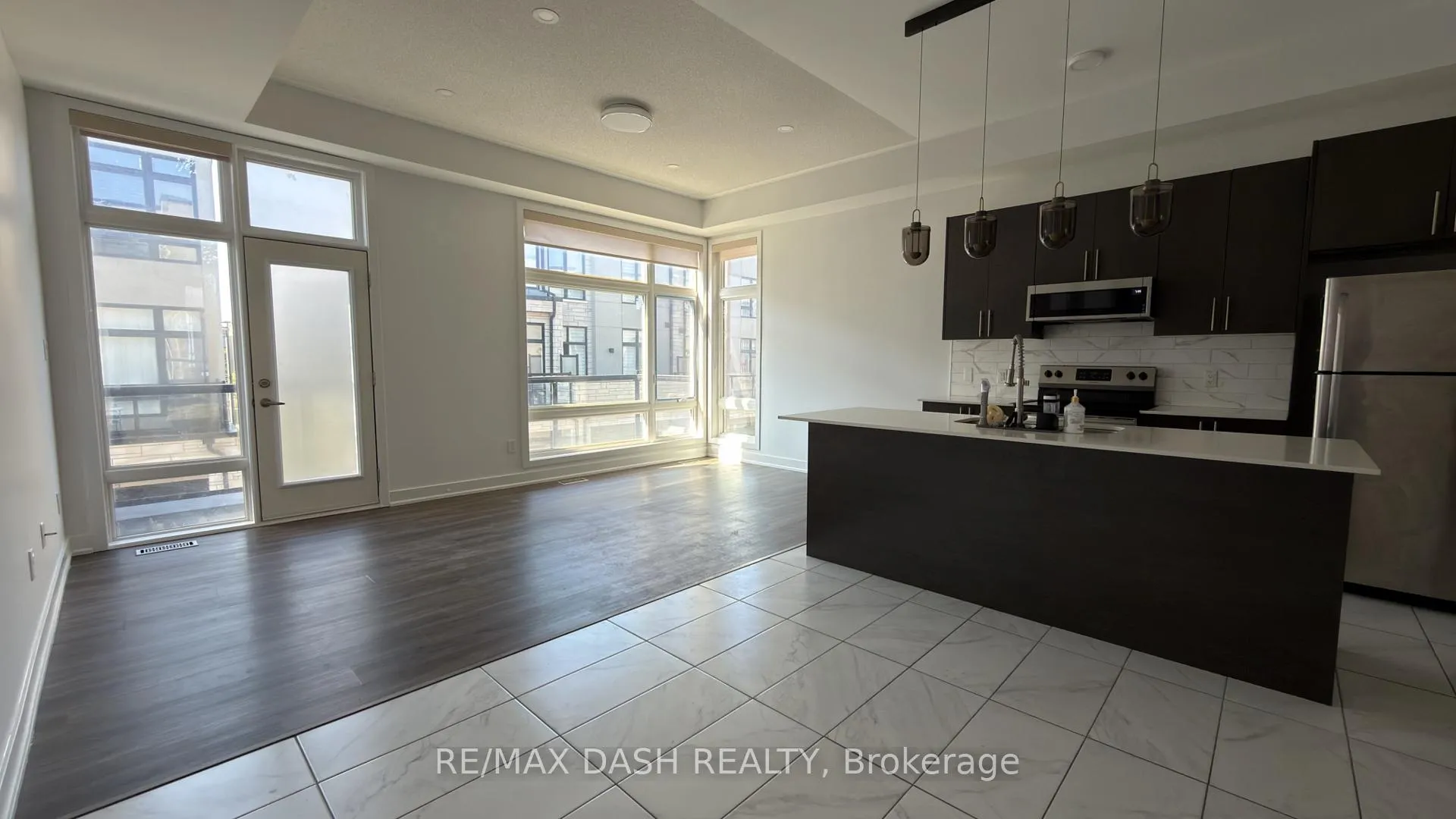 Photo 11 of 22 Brunet Drive, Vaughan, Vellore Village — HOMEH