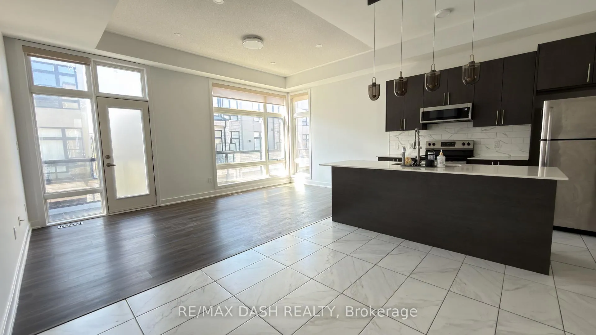 Photo 12 of 22 Brunet Drive, Vaughan, Vellore Village — HOMEH