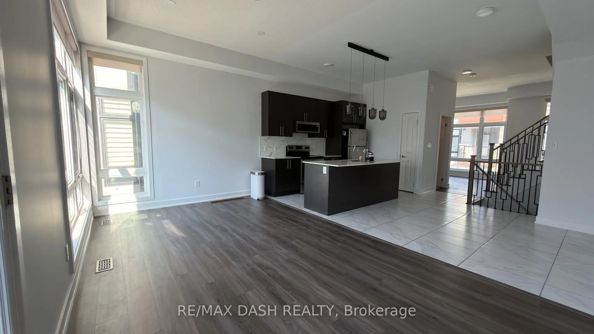 Photo 15 of 22 Brunet Drive, Vaughan, Vellore Village — HOMEH