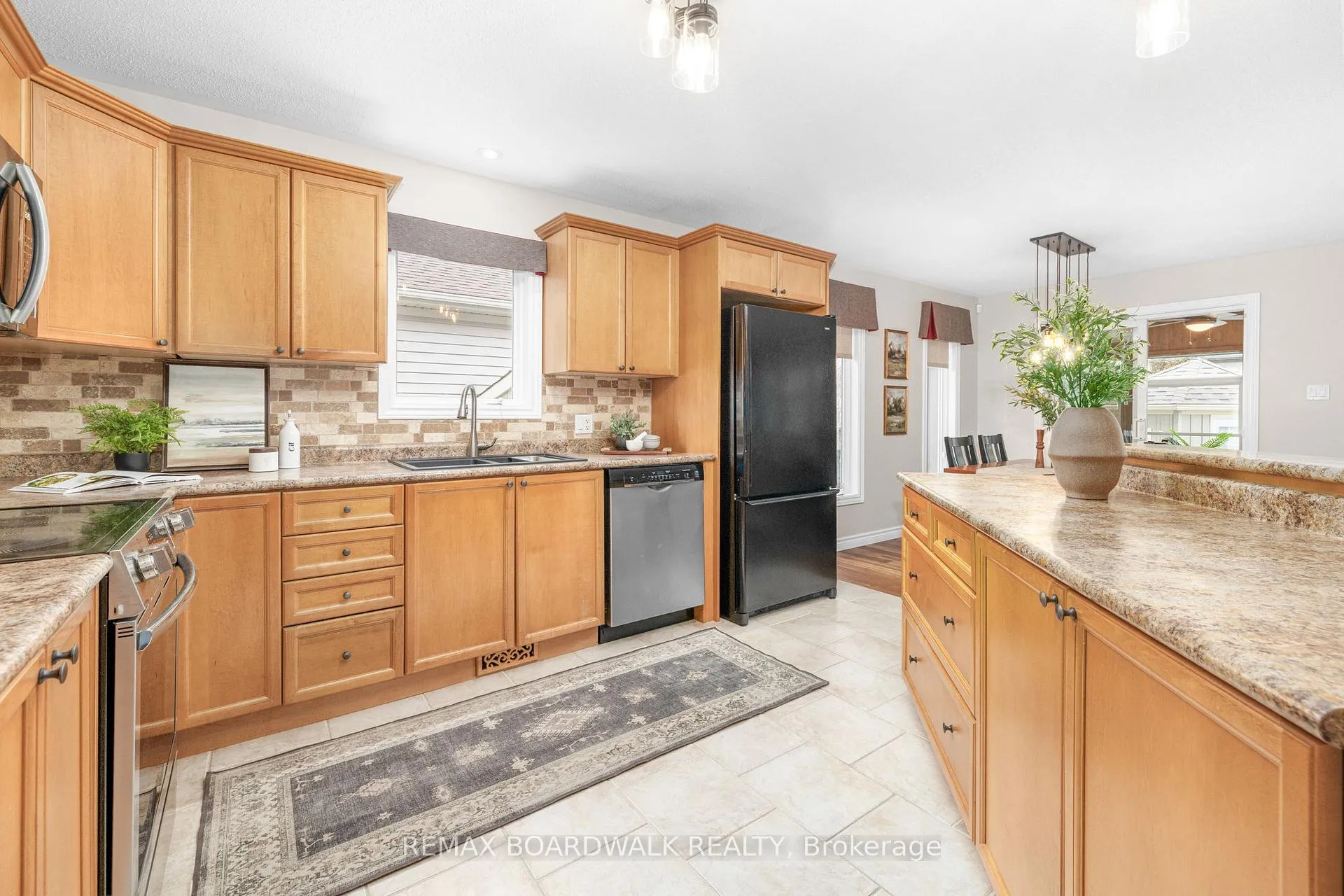 Photo 11 of 36 Sinclair Avenue, Carleton Place — HOMEH