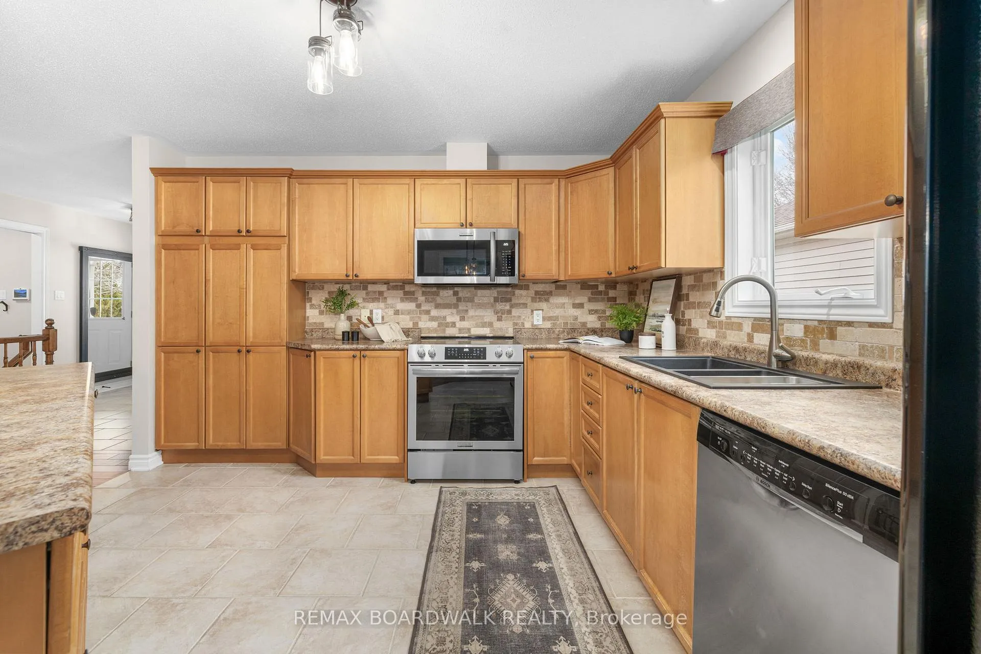Photo 13 of 36 Sinclair Avenue, Carleton Place — HOMEH