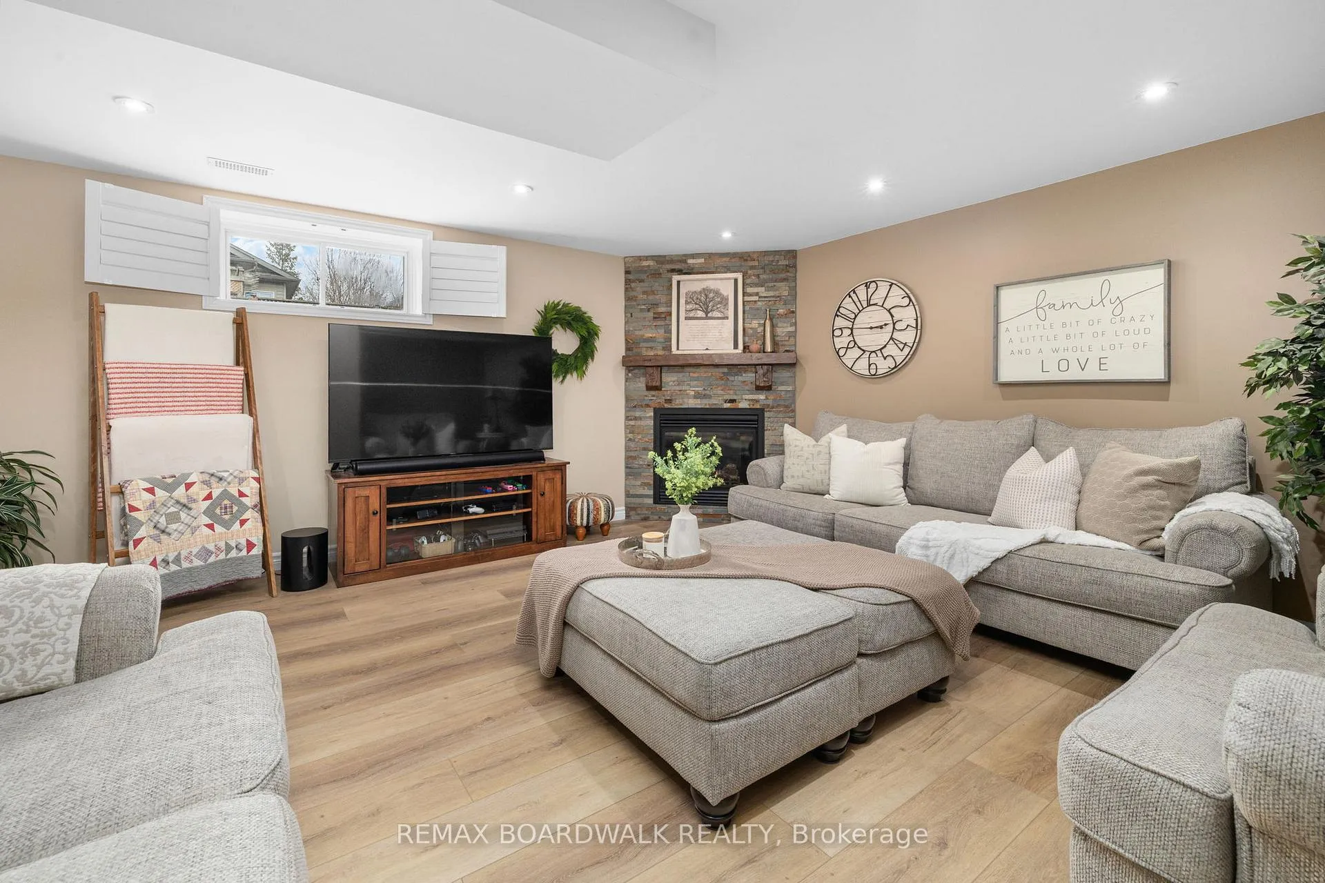 Photo 31 of 36 Sinclair Avenue, Carleton Place — HOMEH