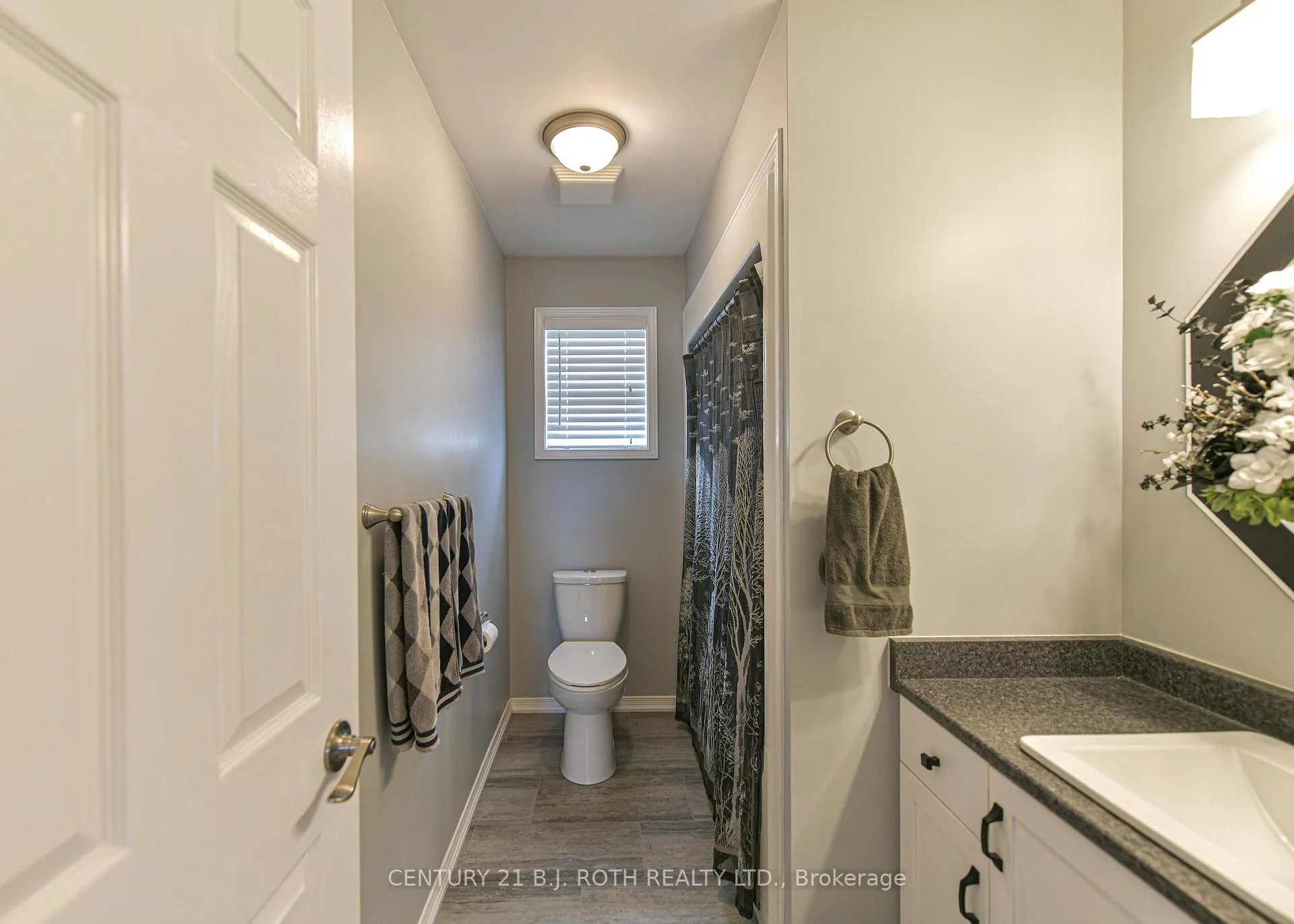 Photo 8 of 25 Rachael Road, Orillia — HOMEH