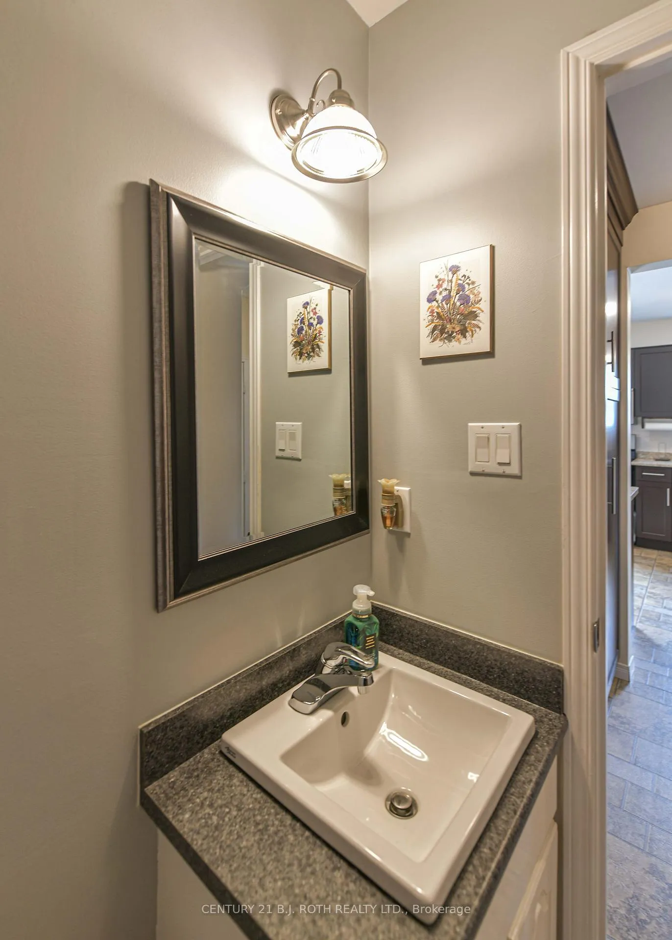 Photo 22 of 25 Rachael Road, Orillia — HOMEH