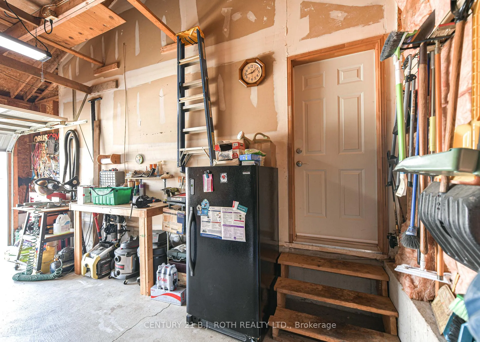 Photo 34 of 25 Rachael Road, Orillia — HOMEH
