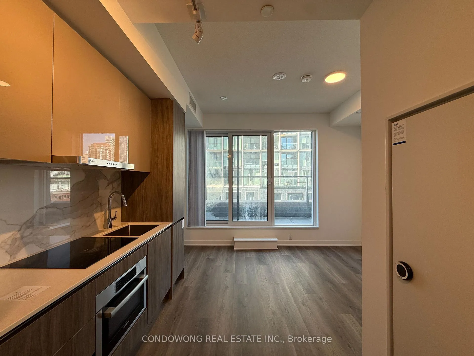 Photo 1 of Unit 1110, 180 Front Street E, Toronto, Moss Park — HOMEH