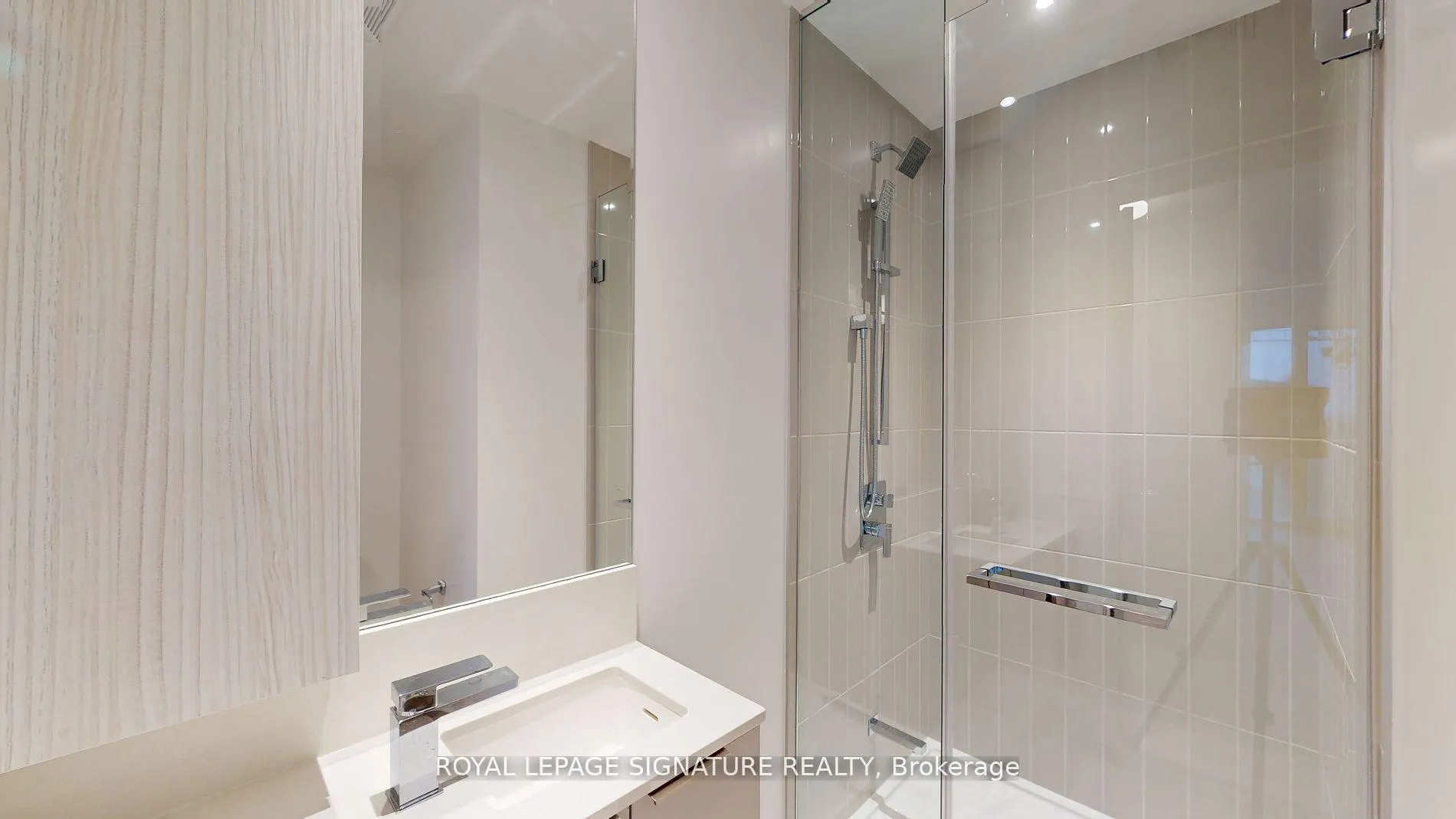 Photo 16 of Unit 2505, 3900 Confederation Parkway, Mississauga, City Centre — HOMEH