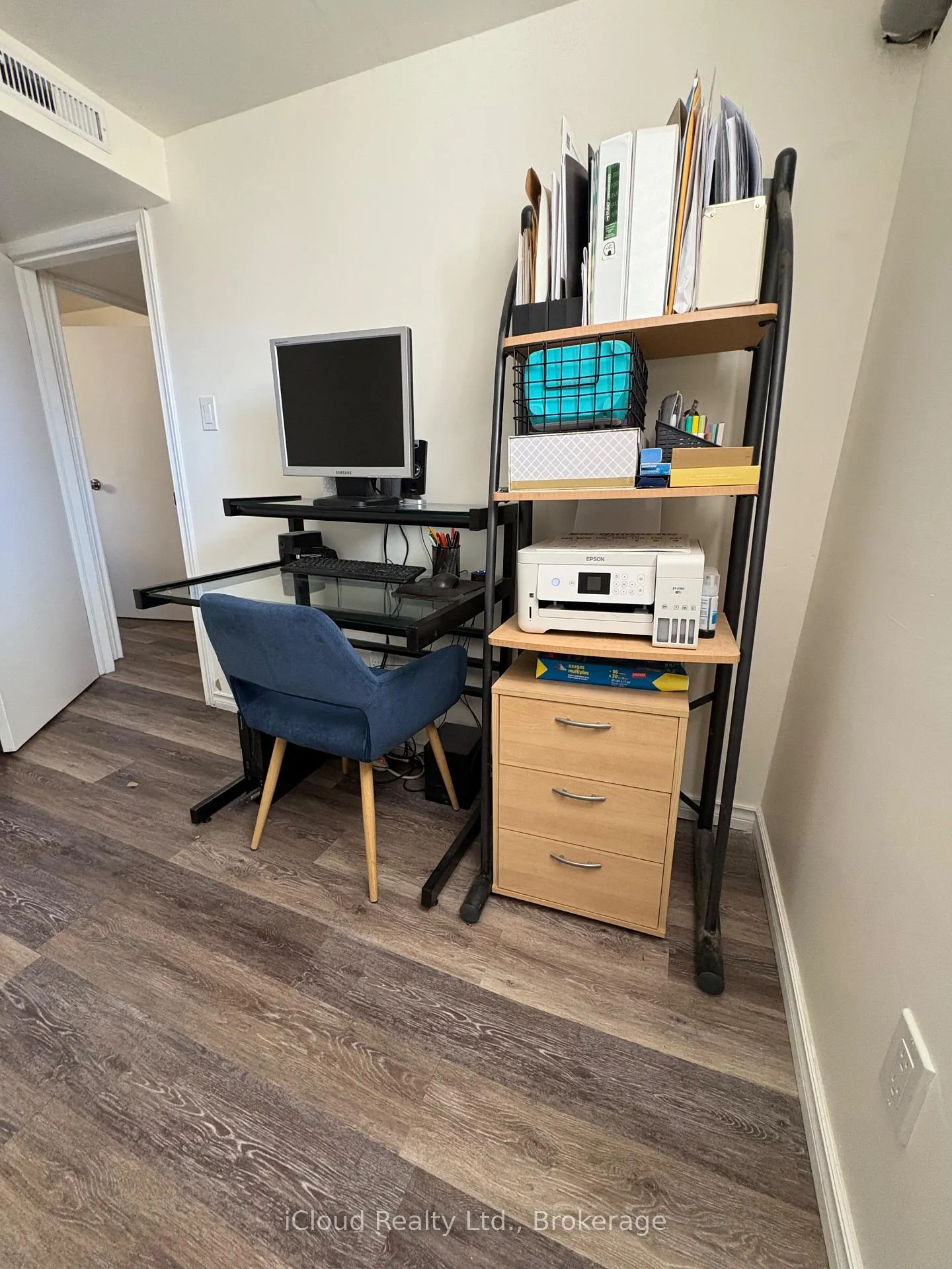 Photo 25 of 105 East 4th Street, Hamilton, Centremount — HOMEH
