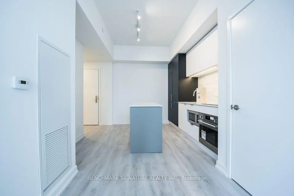 Photo 1 of Unit 1109, 33 Helendale Avenue, Toronto, Yonge-Eglinton — HOMEH