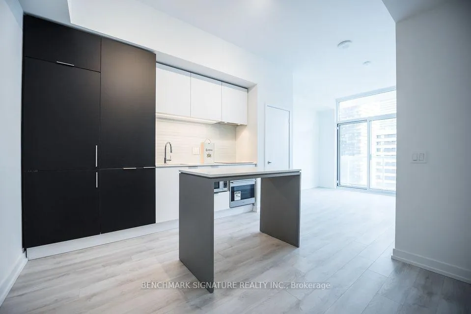 Photo 7 of Unit 1109, 33 Helendale Avenue, Toronto, Yonge-Eglinton — HOMEH