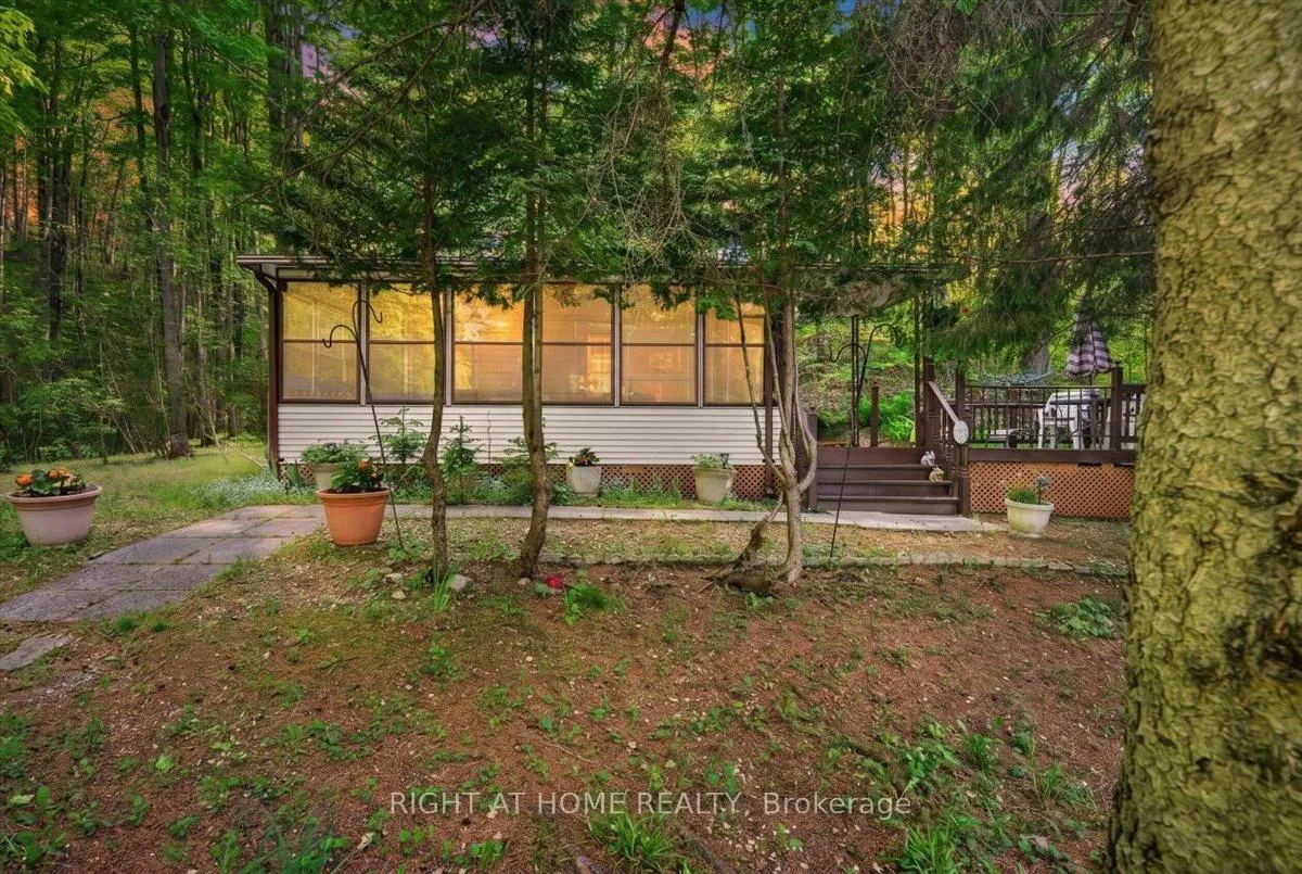 Photo 4 of Unit 201, 142571 35 Road, West Grey — HOMEH