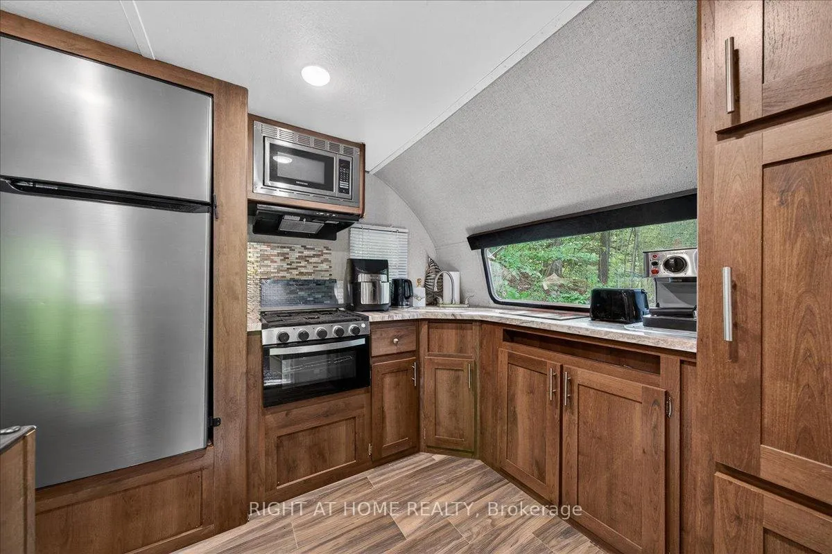 Photo 12 of Unit 201, 142571 35 Road, West Grey — HOMEH