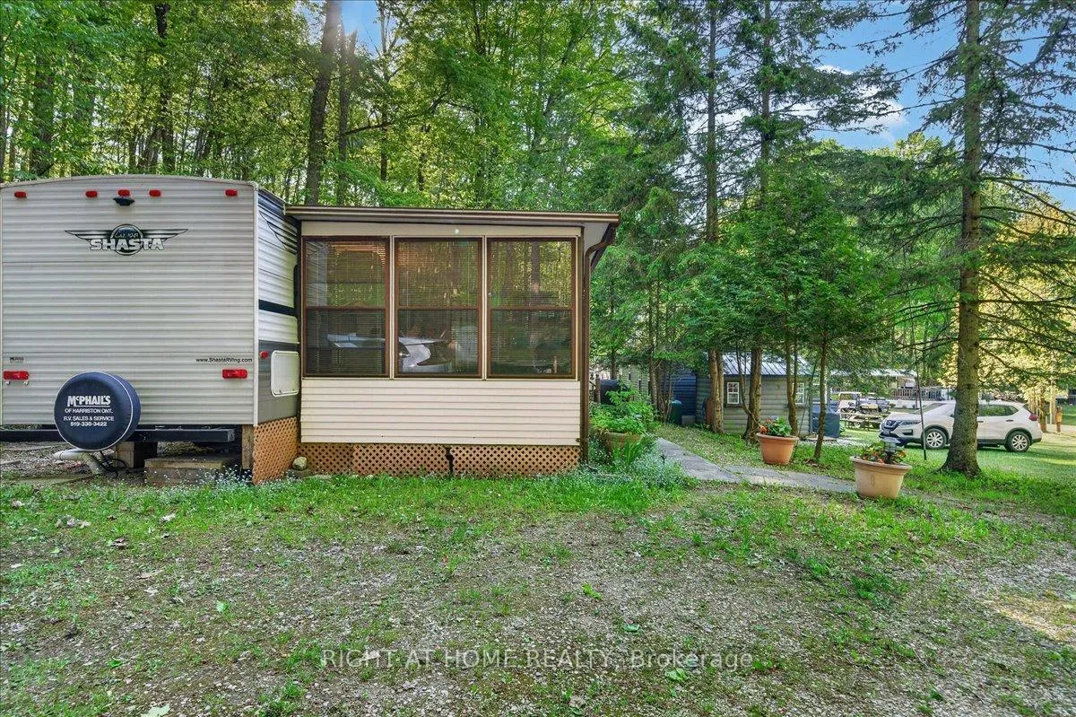 Photo 32 of Unit 201, 142571 35 Road, West Grey — HOMEH