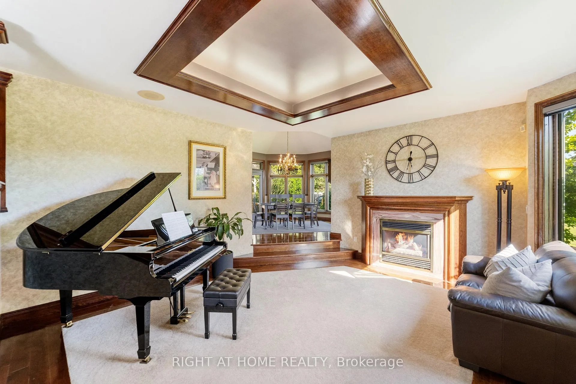 Photo 7 of 7775 St Augustine Crescent, Niagara Falls, Mt. Carmel — HOMEH
