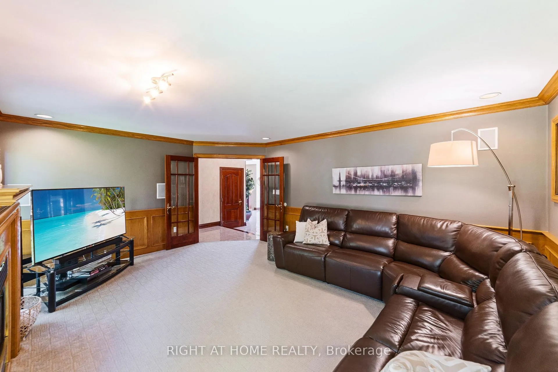 Photo 15 of 7775 St Augustine Crescent, Niagara Falls, Mt. Carmel — HOMEH